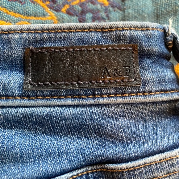 Abercrombie & Fitch Simone high rise distressed jeans size 29/8R 🌻 - Picture 7 of 10